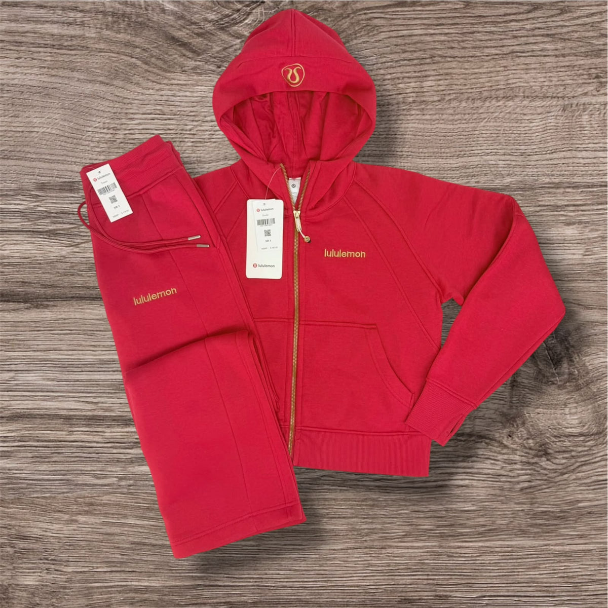 LULU SWEATSUITS PRE ORDER